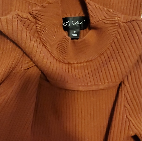 DRESS OVER THE KNEE - Picture 3 of 3